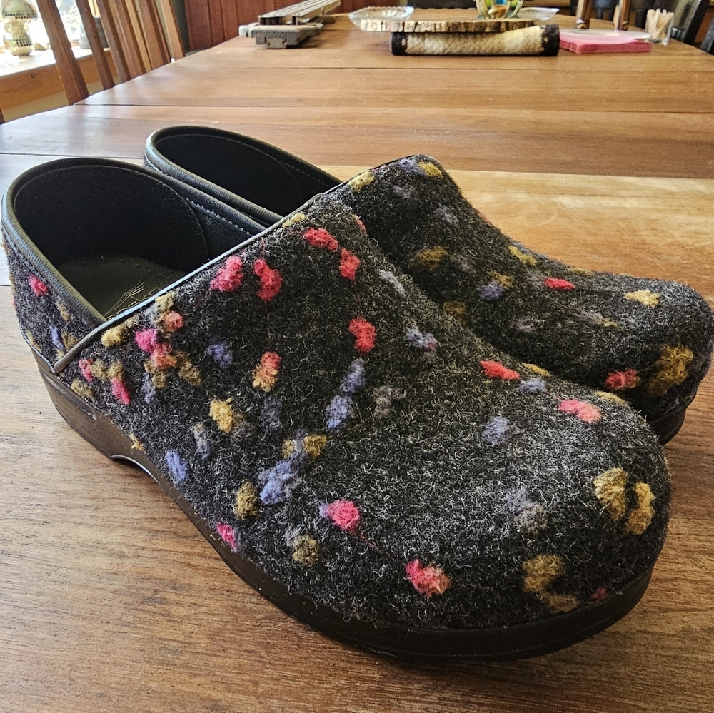 Dansko Felt Pro Wool Clogs, Womens 39